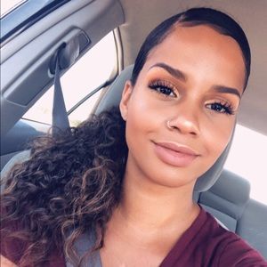 Meet your Posher, Caridad